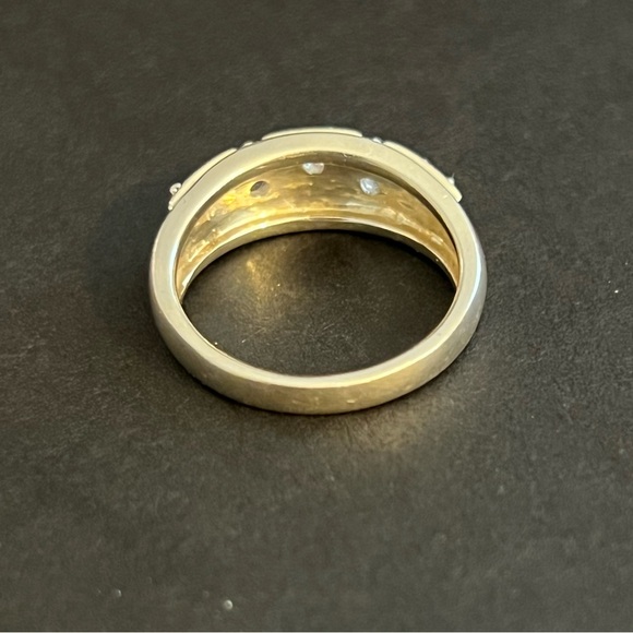 Sterling Silver Genuine Amethyst Ring - Picture 3 of 4